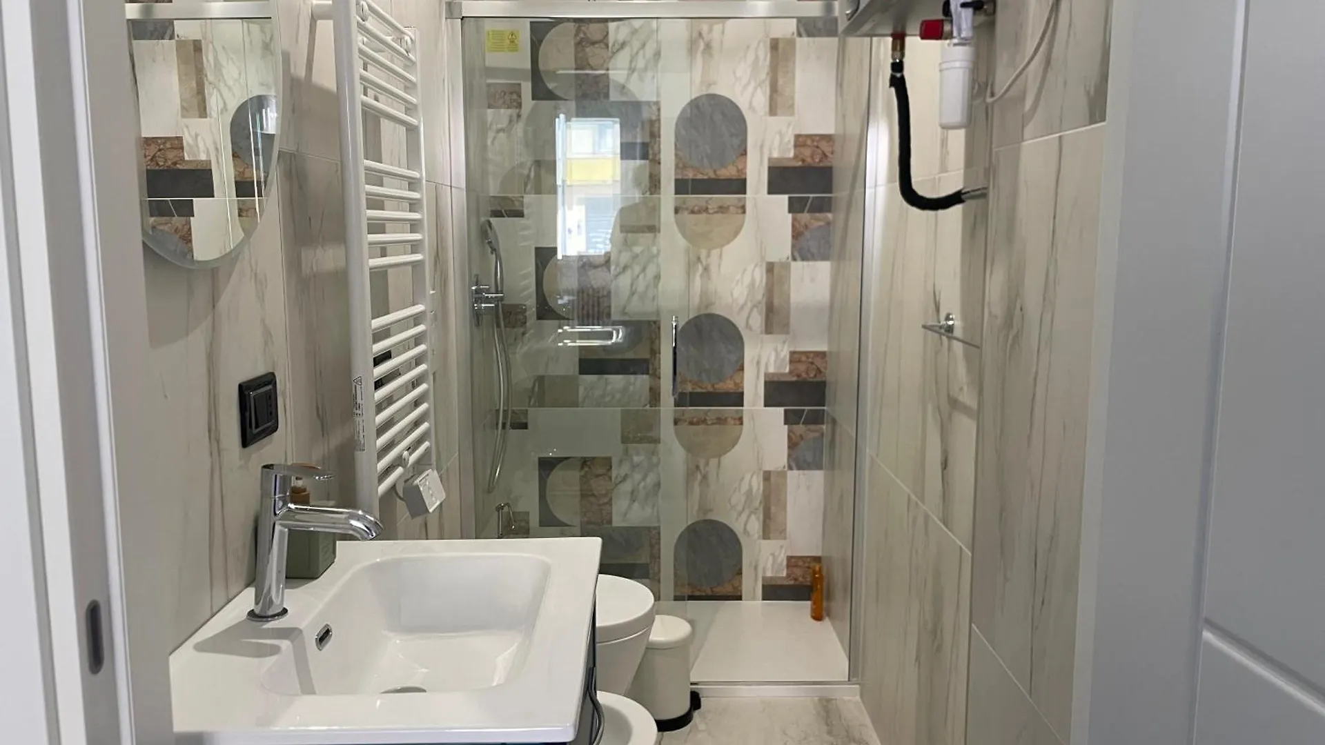 Apartment Appartamento Guest Milan